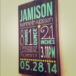 Baby’s Birth Info Country Wood